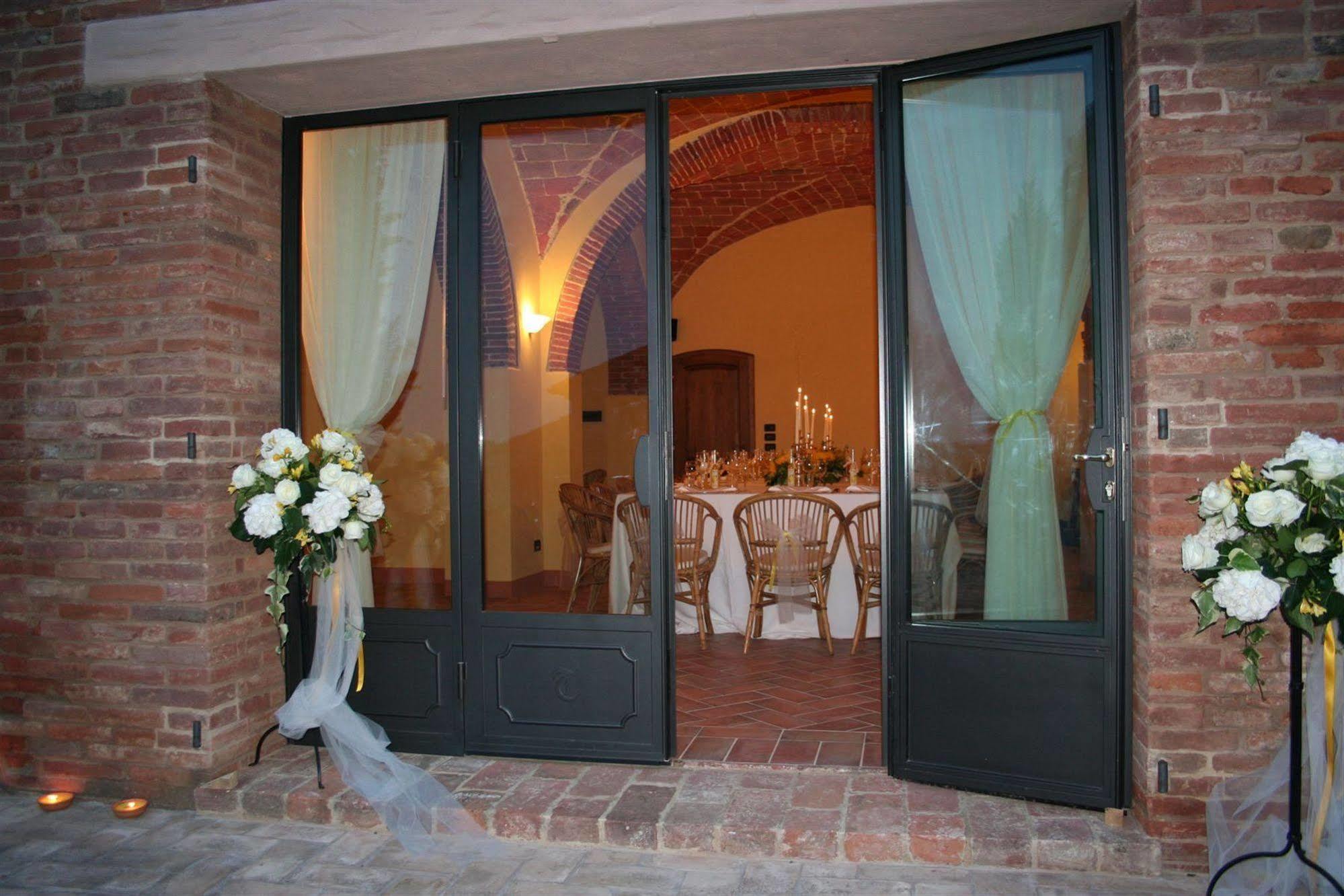 Agriturismo Terra Rossa Valiano Eksteriør billede