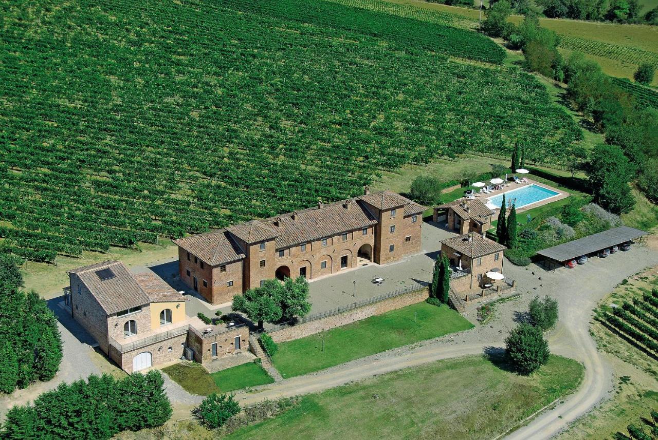 Agriturismo Terra Rossa Valiano Eksteriør billede