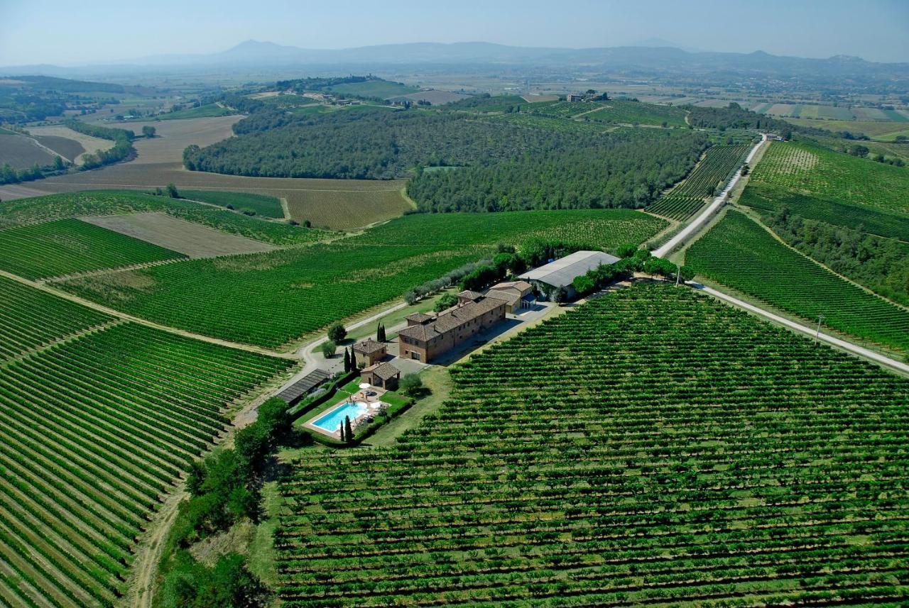 Agriturismo Terra Rossa Valiano Eksteriør billede